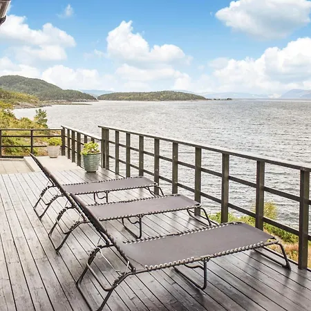 Holiday home Beautiful In With House Sea View
